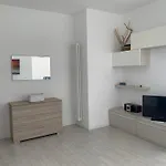 Snappale's House